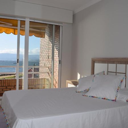 Apartamento A Pie De Playa En As Sinas. ビラノーバ・デ・アロウサ エクステリア 写真